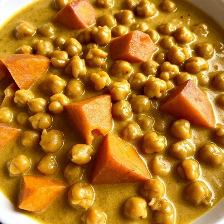 Easy Sweet Potato Chickpea Curry